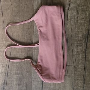 Lululemon size 6 sports bra, blush
